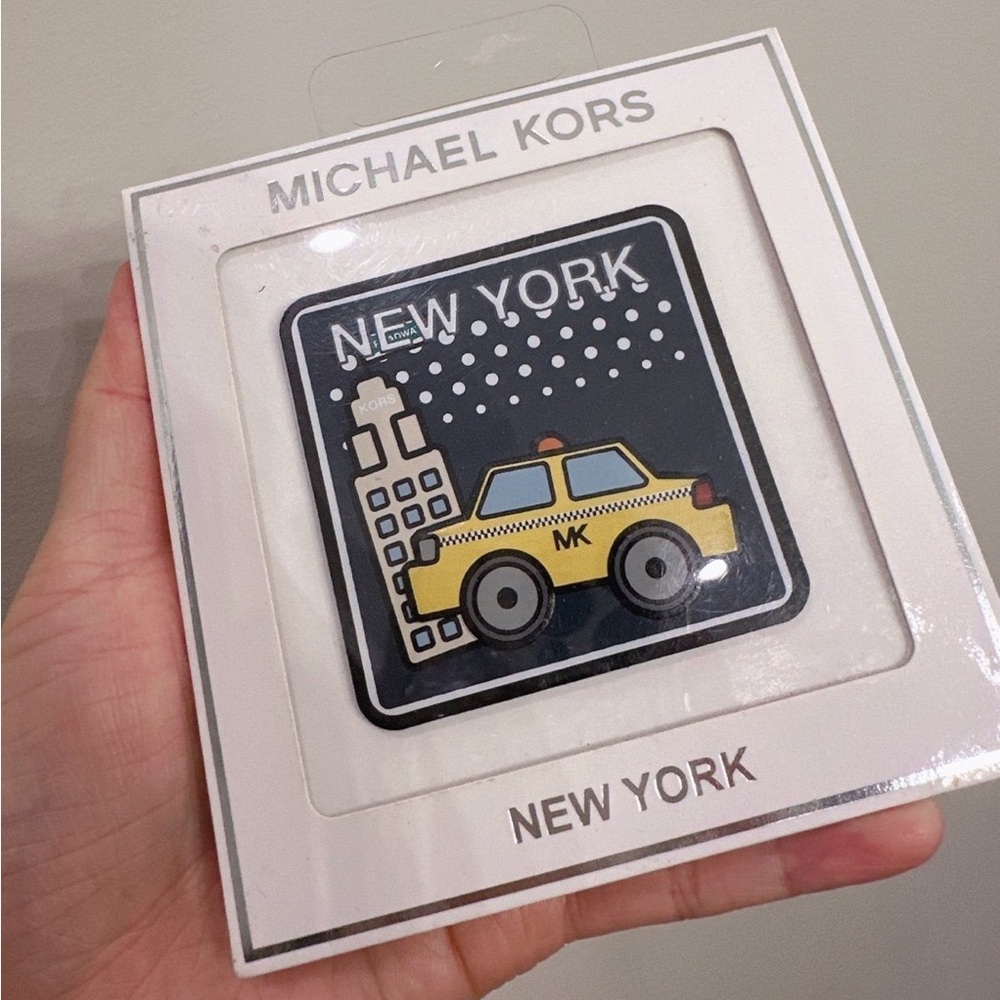 NWT Michael Kors Jet Set Go Collection 3D "New York" Leather Sticker